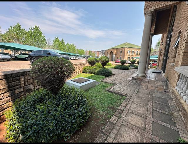175M² OFFICE TO LET IN CENTURION CENTRAL